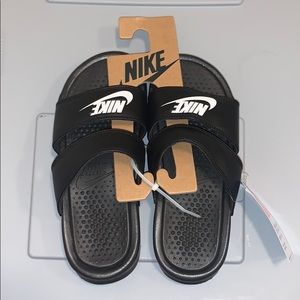 Unisex Nike slides